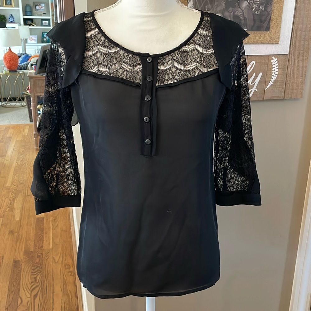 REBECCA MINKOFF GORGEOUS SILK AND LACE BLOUSE BLACK SIZE 0